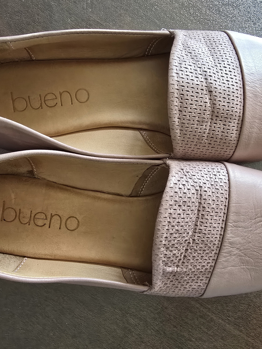 Bueno Women's Blush Pink Perforated Leather Loafers